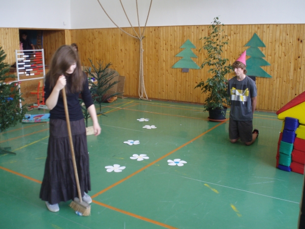 /galeria/Wieczorek 2012/70182b35a110a8c791cdb9b4b365bf71.jpg